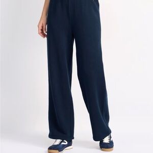 ZSupply Hype Sweatpant and Sweatshirt Set